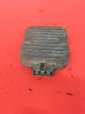 1986 Kawasaki Klf300-a1 300 A1 Bayou Klf300-a1 86 Voltage Regulator Rectifier Unit Oem Box