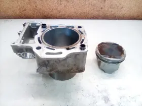 Arctic Cat 3201-063 2004 650 V2 Engine Cylinder Jug And Piston Rear