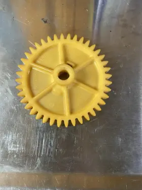 420635030 Bombardier Traxter 500 / John Deere Buck Oil Pump Gear Pn