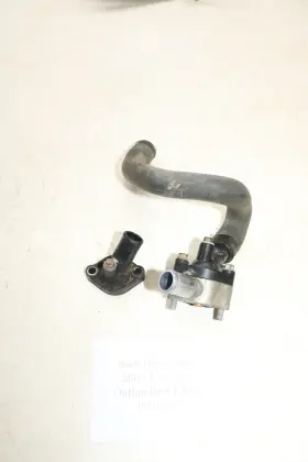 Can-am 420222894 2007 Can-am Outlander 650 4x4 Xt Radiator Hose Cylinder Head Fitting