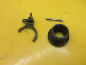420257676 Can-am Used Oem 2011 4x4 Transmission Tranny Gear Shifter Sleeve And Fork Kit