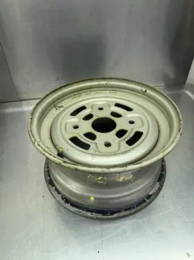 Can-am 705400243 06 05 04 03 Oem Can-am Outlander 400 Front Wheel Rim
