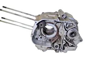 11100-052-040 Honda 1976 Atc 90 Crankcase Oem#