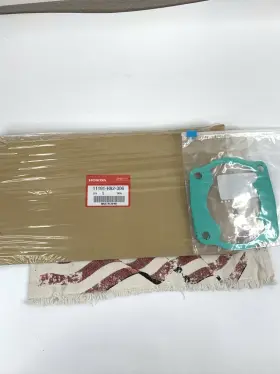 Honda 11191-ha2-306 Oem Center Crankcase Gasket 85-86 Atc250r 86-89 Trx250r New