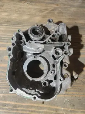 Honda 11200-vm6-000 1985 Fourtrax Trx125a Left Crankcase