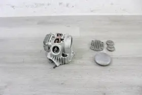 12200-087-711 Honda 1979 Atc70 Cylinder Head With Camshaft Valves Rockers And Covers