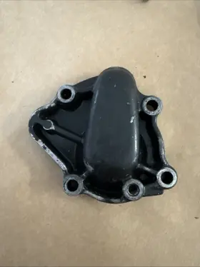 2826 Honda 1985 Atc 250r Water Pump Cover Oem