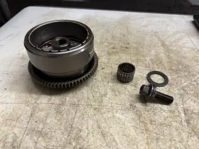 31100-hc4-004 Honda 1990 Fourtrax 300 4x4 Oem Flywheel Assembly With Hardware