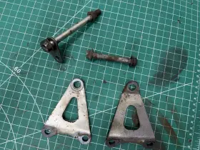 Honda 50351-hc0-770 - 1991 250x Motor Mounts / 50352-hc0-770 Fits 1988 Also