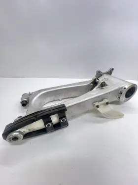 Honda 52200-hp1-a00 Oem 2006 2014 Trx450er Rear Swingarm Carrier Used