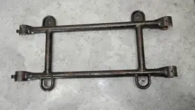 81306-958-680 Honda 1983 Atc200e Atc 200 E Big Red Rear Center Sub Carrier Rack