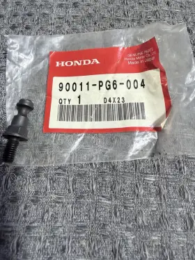 Honda 90011-pg6-004 Bolt Timing Belt