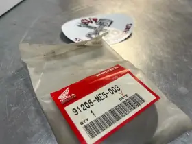 91205-me5-003 Honda Oil Seal 25x61x8.5 Arai Atc250sx Vt500ft Trx300 Night Hawk 91205-me5-003 Honda Oil Seal 25x61x8.5 Arai Atc250sx Vt500ft Trx300 Night Hawk