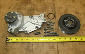 John Deere Mia11730 Xuv825i Gator Gas Engine Oem Water Pump Assembly With Pulley