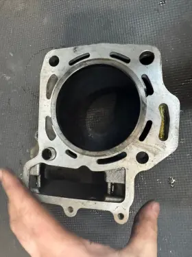 Kawasaki 11005-0600 02-03 Prairie 650 Oem 80.5mm Rear Cylinder Ak27