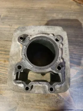 11005-1396 Kawasaki 1985 Bayou Klf185 Cylinder Jug 11005-1396 Kawasaki 1985 Bayou Klf185 Cylinder Jug