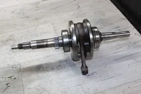 13031-1216 Kawasaki 1985 Bayou 185 Klf185 Crankshaft Crank Shaft Good 13031-1216 Kawasaki 1985 Bayou 185 Klf185 Crankshaft Crank Shaft Good