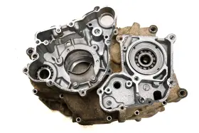 Kawasaki 14001-5323 00 Bayou 220 2x4 Crankcase Center Crank Case Klf220