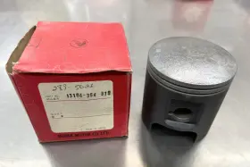 Nos 13104-964-810 Honda Atc 250r Optional 300 Kit .75 Mm Oversize Piston # Bini