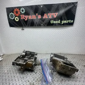 Polaris 1201655 2003 Sportsman 700 Twin Oem Engine Motor Crankcase Crank Cases Block