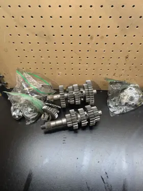 Polaris 3089688 2006 2005-2007 Predator 500 Oem Transmission With Gears And Bolts #858