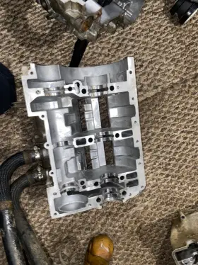 Polaris 322221 2011-2012 Rzr 900 900xp Engine Cases Top And Bottom. See Pictures. Crankshaft
