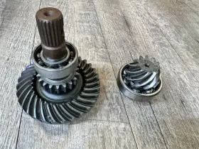 Polaris 3233621 05 Ranger 500 4x4 Transmission Bevel Gears Output Shaft