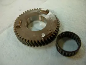 3235396 Polaris N.o.s. Gearcase Gear 49 Tooth