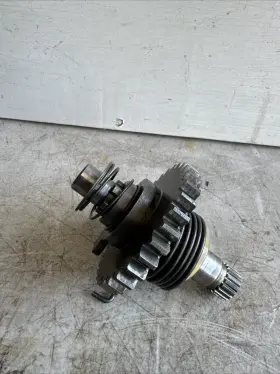 Suzuki 09448-48009 Oem 87-90 Quadzilla Lt500r Kickstart Kick Start Gear And Shaft Assembly