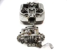 Suzuki 11100-18a02 Cylinder Head And Rocker Arm Cover 1986 Lt-f230 Quadrunner