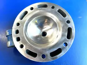 Suzuki 11111-43b10 Lt500r Cylinder Head Engine Quad Racer Quadzilla Lt 500r Oem