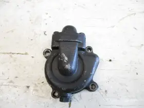 Suzuki 17410-1431v 85 86 Lt 250r Used Water Pump Cover 1985-1986
