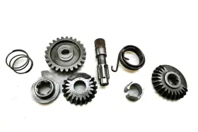 Suzuki 26247-22a01 88 Quadsport 230 2x4 Kick Start Gear Spindle Lt230s