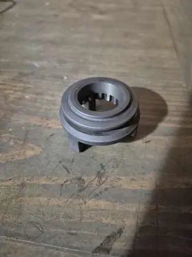 27371-19b01 Suzuki 1996 King Quad 300 Differential Dog