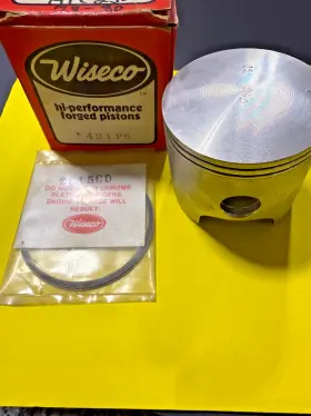 2815cd Wiseco 431p6 Honda Piston Kit - 1.50mm Os Cr250r Atc250 2815cd Wiseco 431p6 Honda Piston Kit - 1.50mm Os Cr250r Atc250