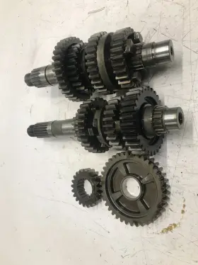 1d7-17421-00-00 Yamaha 18j24 2007 Xv 1900 Ct Transmission Assy 1d7-17421-00-00 Yamaha 18j24 2007 Xv 1900 Ct Transmission Assy