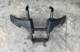 Yamaha 1sc-f8415-00-00 2013 Grizzly 300 Front Bumper Carrier With Dampers