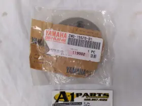 24g-15570-01-00 Yamaha Nos Oem Starter Clutch Assy 1988-90 Snoscoot 1983-87 Riva 24g-15570-01-00 Yamaha Nos Oem Starter Clutch Assy 1988-90 Snoscoot 1983-87 Riva