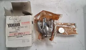 Yamaha 29u-46180-02 Oem Ytm225 Ytm 225 Tri Moto Cross U Joint 29u-46180-02-00 With Bearing A8