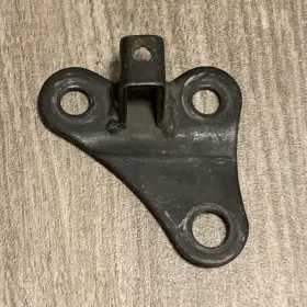 Yamaha 2gu-21315-10 Banshee Yfz350 Oem Motor Engine Mount Stay Bracket