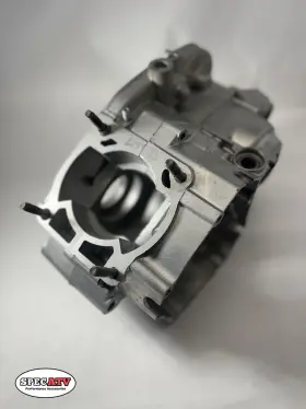 Yamaha 2xj-15111-01 Specatv Blaster Engine Case Oem 1988-2006 - Vapor Blasted And Magnaflux