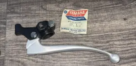 498-82910-00-00 Yamaha Nos 1975-76 Dt250/dt400 Lh Lever Holder Assembly # 498-82910-00
