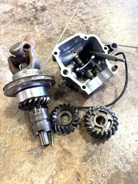 Yamaha 52g-y1754-00-00 2005 2009 Bruin 250 Big Bear Oem Middle Gear Transfer Case
