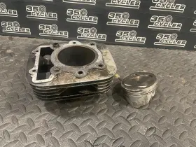Yamaha 55v1131003 1989 Xt350 Cylinder/ Piston Cylinder
