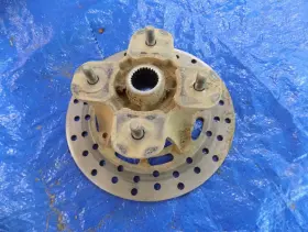 Yamaha 5km-25111-00-00 Grizzly 660 Front Wheel Hub And Brake Rotor 2002