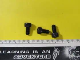 Yamaha 91317-08016-00 Yfm250 Yfm400 Xvs950 Nos Oem Socket Bolt Pack Of 3 Jh